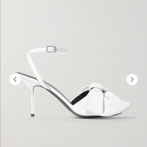SOLD!! ❌ BALENCIAGA Square Heel with Bow - Picture 7 of 7